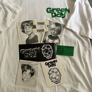 Green Day Idiot Shirt + Fan Club package